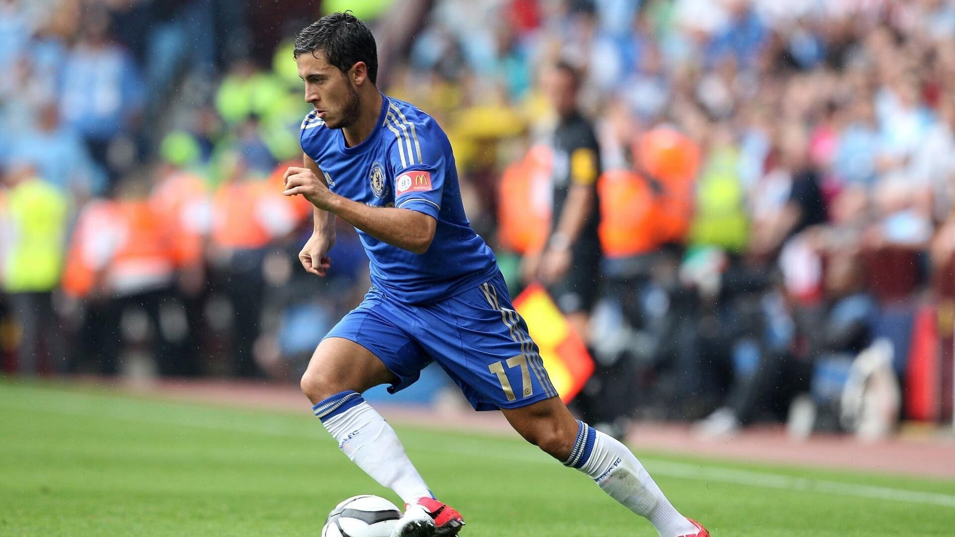 开云官网-世界杯社媒挑战赛促进球迷互动参与，一家报社推出了世界杯赛专版,对赛果进行预测